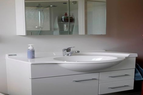 Photo of property in 12a Waimarie Avenue, Paraparaumu, 5032