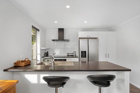 Photo of property in 96 Sentinel Avenue, Omokoroa, 3114