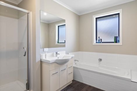 Photo of property in 28 Chesham Street, Rototuna North, Hamilton, 3210