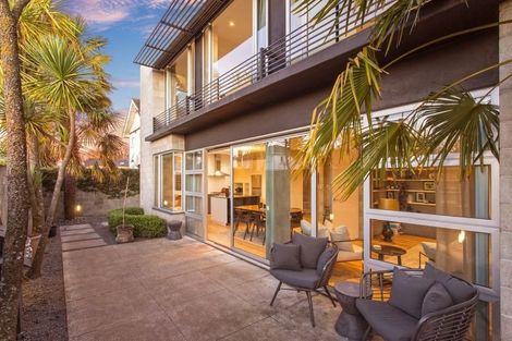 Photo of property in 8 Millbank Lane, Merivale, Christchurch, 8014