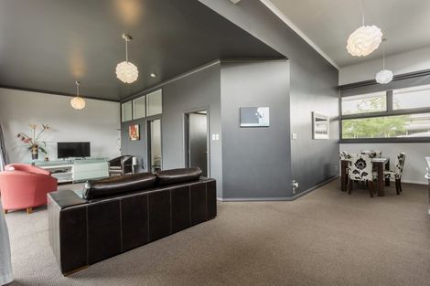 Photo of property in 6 Charlemont Street East, Ranfurly, 9332