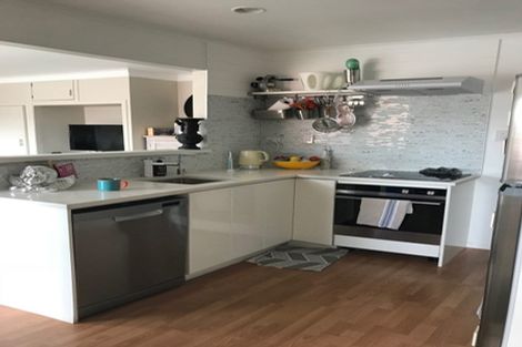 Photo of property in 51 Line Road, Glen Innes, Auckland, 1072