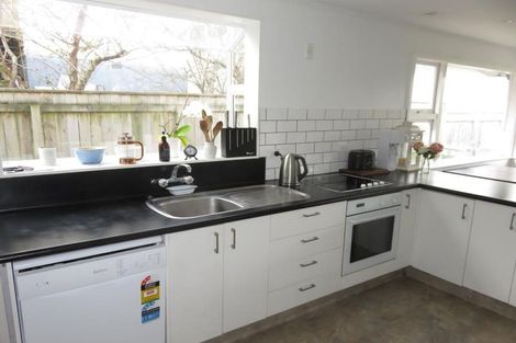 Photo of property in 19 Mclellan Street, Tawa, Wellington, 5028