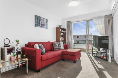 Photo of property in 115/17 Link Crescent, Stanmore Bay, Whangaparaoa, 0932
