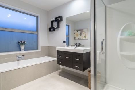 Photo of property in 45 Lynley Park Drive, Omokoroa, 3114