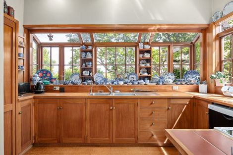 Photo of property in 17 Te Aroha Street, Hamilton East, Hamilton, 3216