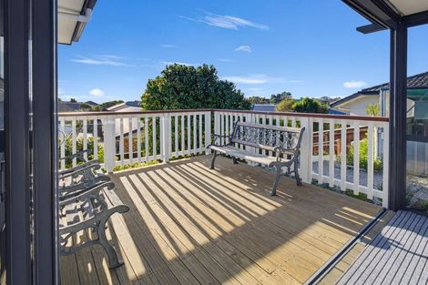 Photo of property in 102 Fergusson Street, Stoke, Nelson, 7011