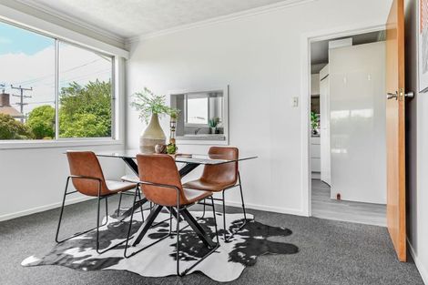 Photo of property in 198 Sandwich Road, St Andrews, Hamilton, 3200