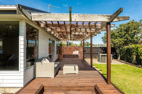 Photo of property in 464 Marine Parade, South New Brighton, Christchurch, 8062