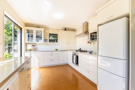 Photo of property in 46 Coster Street, Enner Glynn, Nelson, 7011