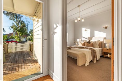 Photo of property in 29 Hastings Parade, Devonport, Auckland, 0624