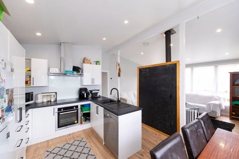 Photo of property in 900 Anson Street, Mayfair, Hastings, 4122