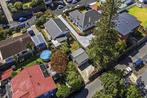 Photo of property in 6 Henui Street, Strandon, New Plymouth, 4312
