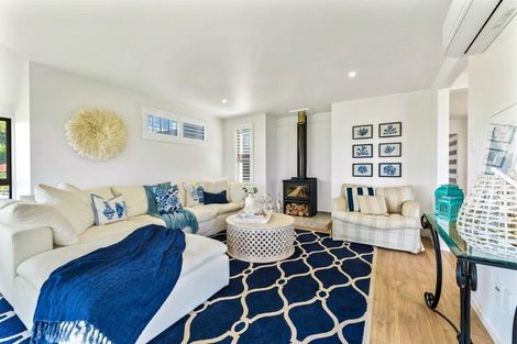 Photo of property in 35 Seaview Road, Brighton, Dunedin, 9035