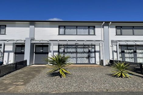 Photo of property in 13/2 Armoy Drive, East Tamaki, Auckland, 2016