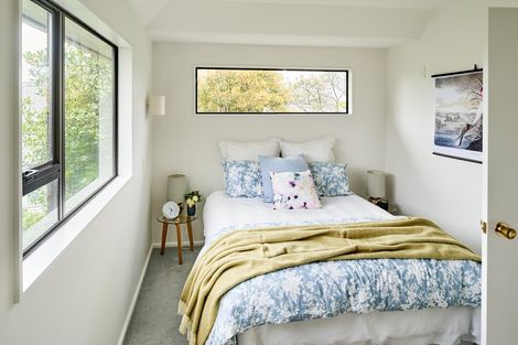 Photo of property in 1/372 Muritai Road, Eastbourne, Lower Hutt, 5013