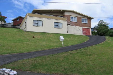 Photo of property in 8 Coroglen Avenue, Birkenhead, Auckland, 0626