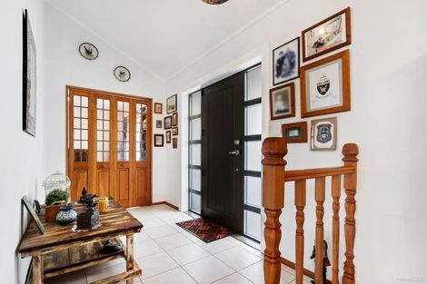 Photo of property in 75 St Annes Crescent, Wattle Downs, Auckland, 2103