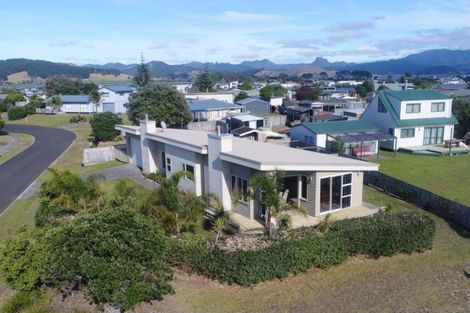 Photo of property in 100 Kauri Crescent, Matarangi, Whitianga, 3592