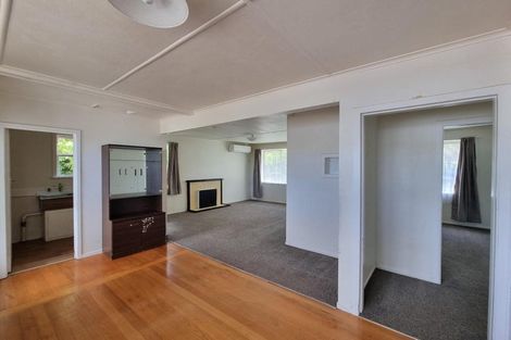 Photo of property in 3 Donovan Avenue, Massey, Auckland, 0614