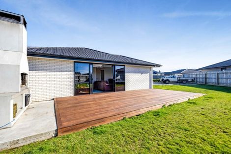 Photo of property in 32 County Drive, Hawera, 4610