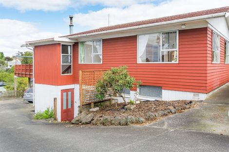 Photo of property in 578 Glenfield Road, Bayview, Auckland, 0629