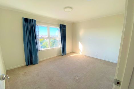 Photo of property in 78 Glenmore Road, Sunnyhills, Auckland, 2010