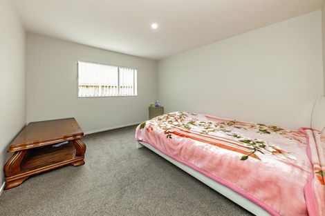 Photo of property in 56 Popokatea Drive, Takanini, 2112