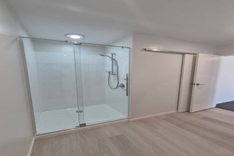 Photo of property in 8 Julian Place, Westown, New Plymouth, 4310