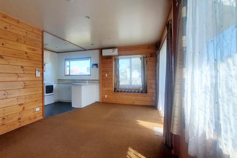 Photo of property in 1a Wing Crescent, Papakura, 2110