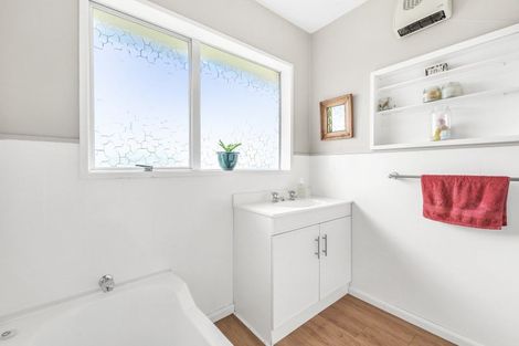 Photo of property in 28 Taumutu Road, Southbridge, 7602