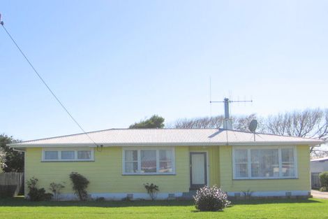 Photo of property in 43 Coley Street, Foxton, 4814