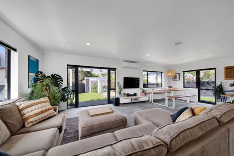 Photo of property in 25b Meade Place, Bell Block, New Plymouth, 4312