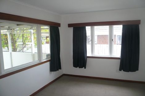 Photo of property in 20a Glengarry Road, Glen Eden, Auckland, 0602