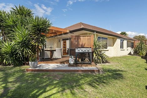 Photo of property in 9 Coles Cove, Papamoa Beach, Papamoa, 3118