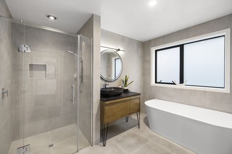 Photo of property in 102 Moffat Road, Bethlehem, Tauranga, 3110