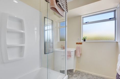 Photo of property in 18 Totara Park Avenue, Motueka, 7120