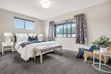 Photo of property in 37b Aquarius Drive, Kawaha Point, Rotorua, 3010