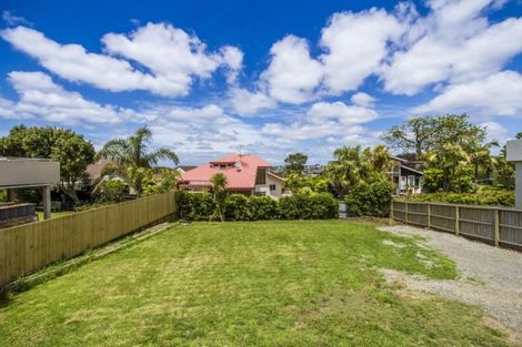 Photo of property in 13a Ridge Road, Waiake, Auckland, 0630