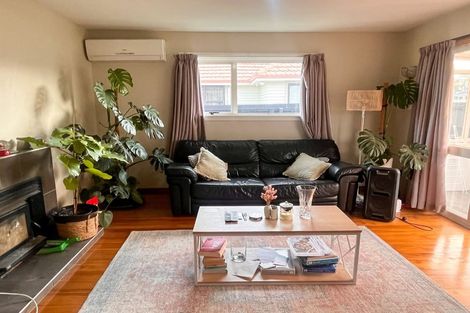 Photo of property in 61 Coopers Road, Dallington, Christchurch, 8061