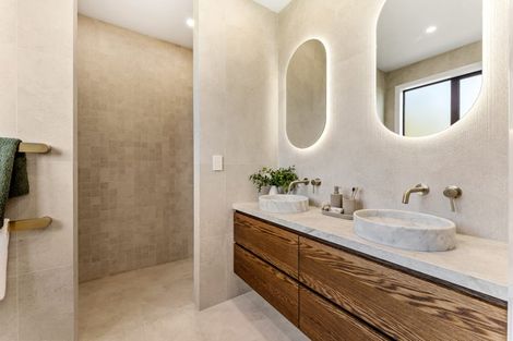 Photo of property in 67a Sandpiper Avenue, Point Wells, 0986
