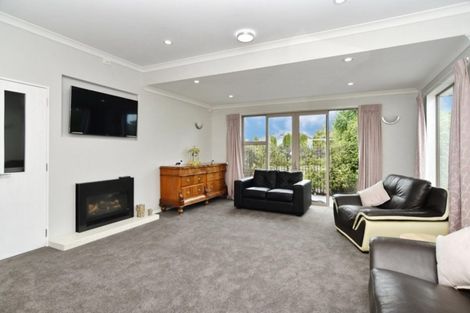 Photo of property in 23 Papaumu Green, Parklands, Christchurch, 8083