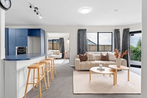 Photo of property in 57 Forest Lake Road, Forest Lake, Hamilton, 3200