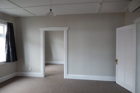 Photo of property in 20 Queens Drive, Kilbirnie, Wellington, 6022