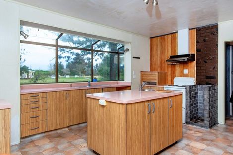 Photo of property in 108 Kawerau Road, Putauaki, Whakatane, 3192