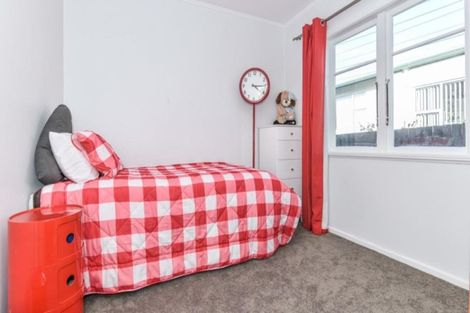Photo of property in 40a Riro Street, Point Chevalier, Auckland, 1022