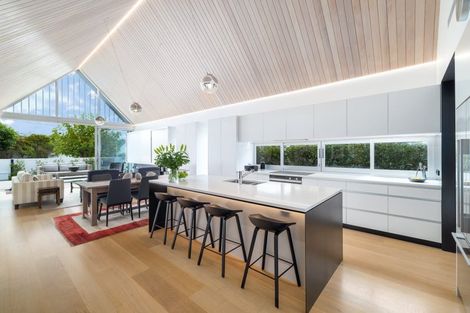 Photo of property in 5 Wroxton Terrace, Merivale, Christchurch, 8014