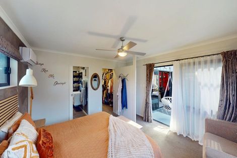 Photo of property in 46 Kent Avenue, Waitarere Beach, Levin, 5510