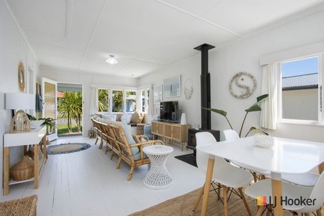 Photo of property in 18 Marine Avenue, Waihi Beach, 3611