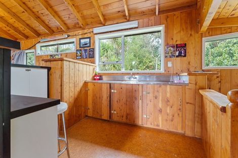 Photo of property in 24 Montjoy Street, Stratford, 4332